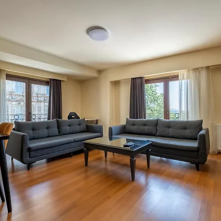Bosphorus View - Location - Spacious 1 Bedroom - Elevator * Κωνσταντινούπολη