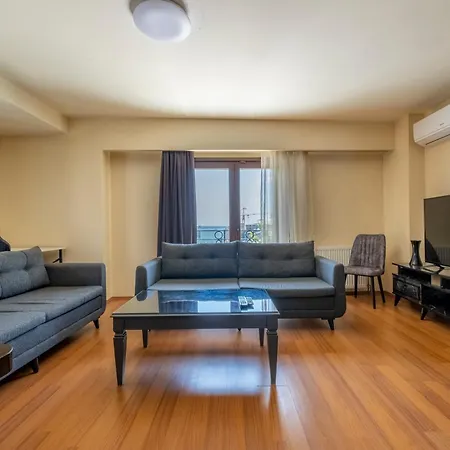 Bosphorus View - Location - Spacious 1 Bedroom - Elevator Appartement